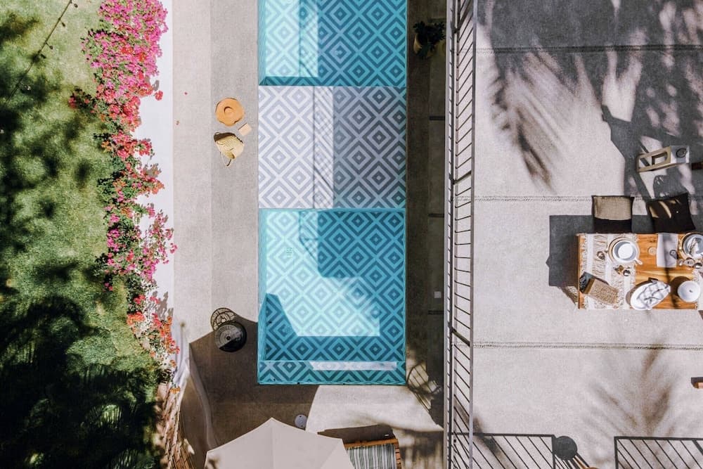 Distrito 88 - Adults only