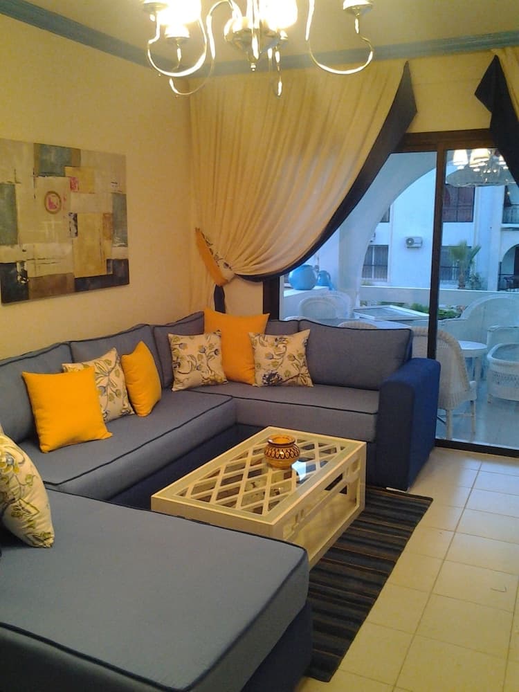 Allyene Garden View Apartment
