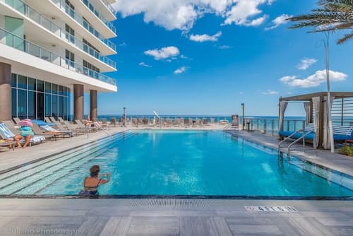 Private Ocean Condos - Hyde Beach Resort