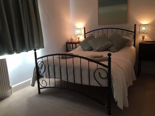 5 Charlton Mill Way B&B