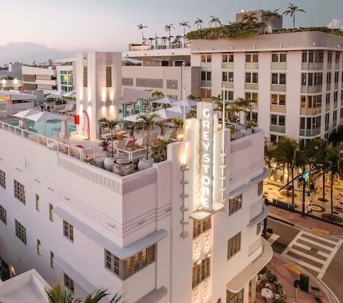 Hotel Greystone - Adults Only