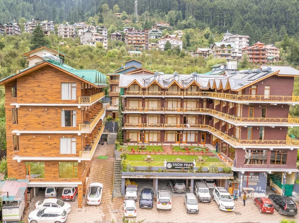 Snow Peak Retreat & Cottage