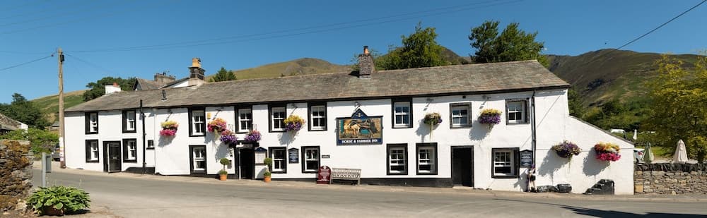 The Horse & Farrier Inn and The Salutation Inn