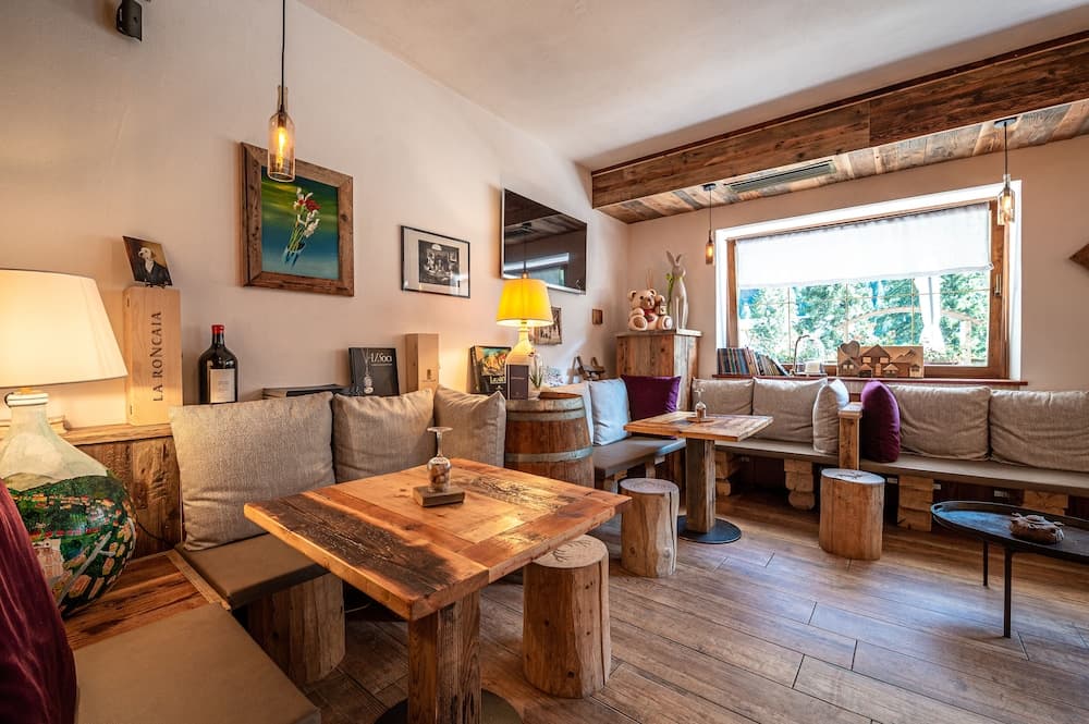 Lobi dinlenme salonu