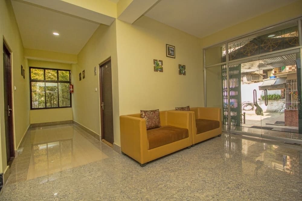 Finestays Hidden Above