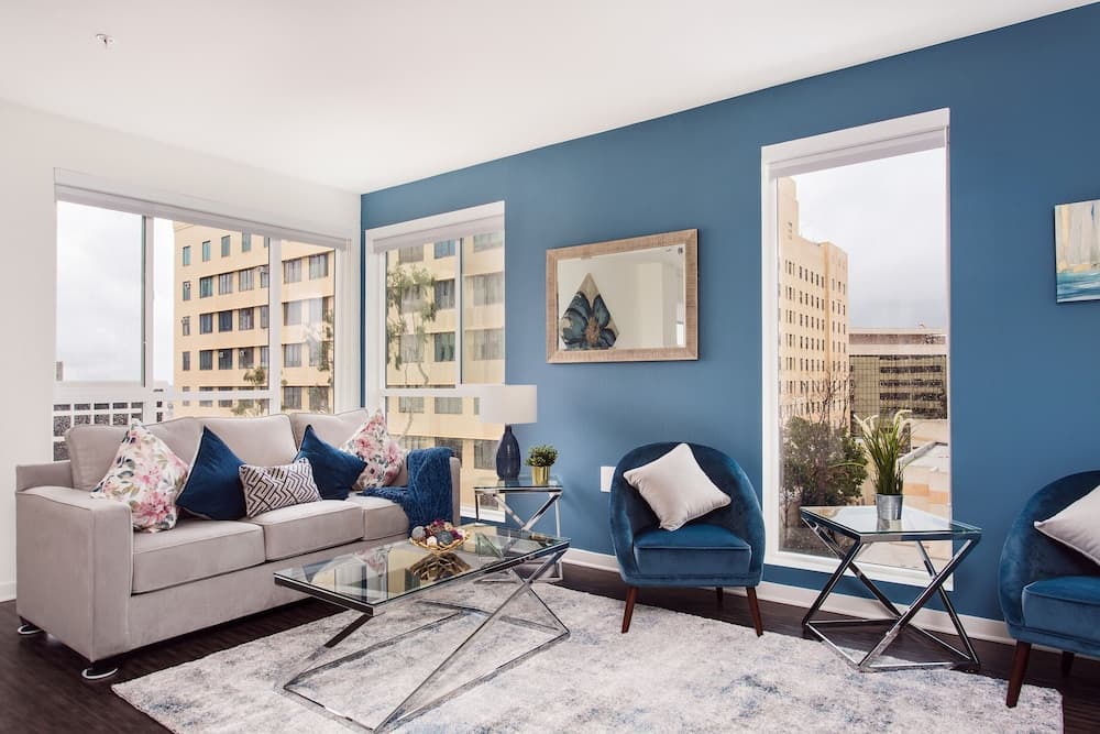 New Downtown LA Luxury Jr. Penthouse