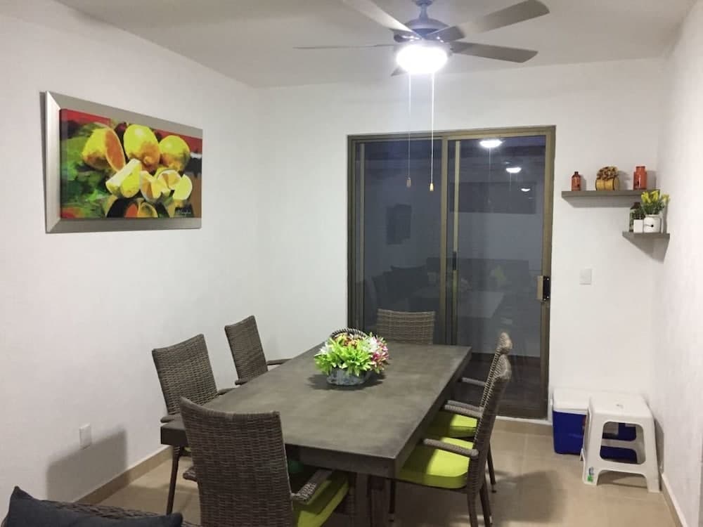 Villa Verde Limón by Akua