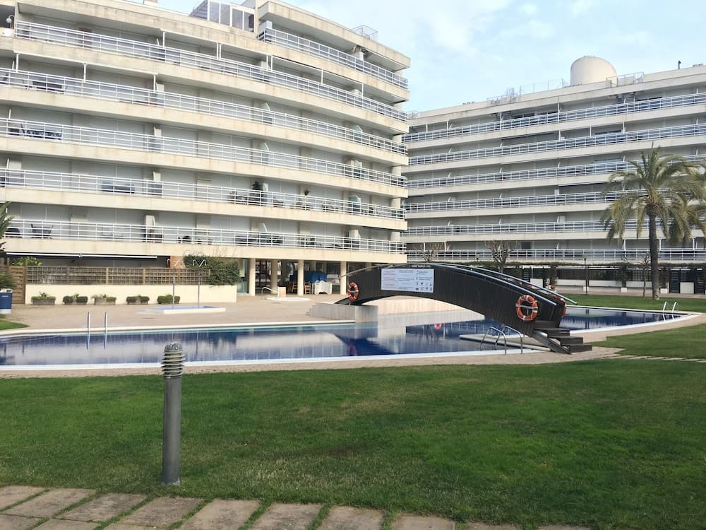 Aiguaneu Apartaments Els Pins