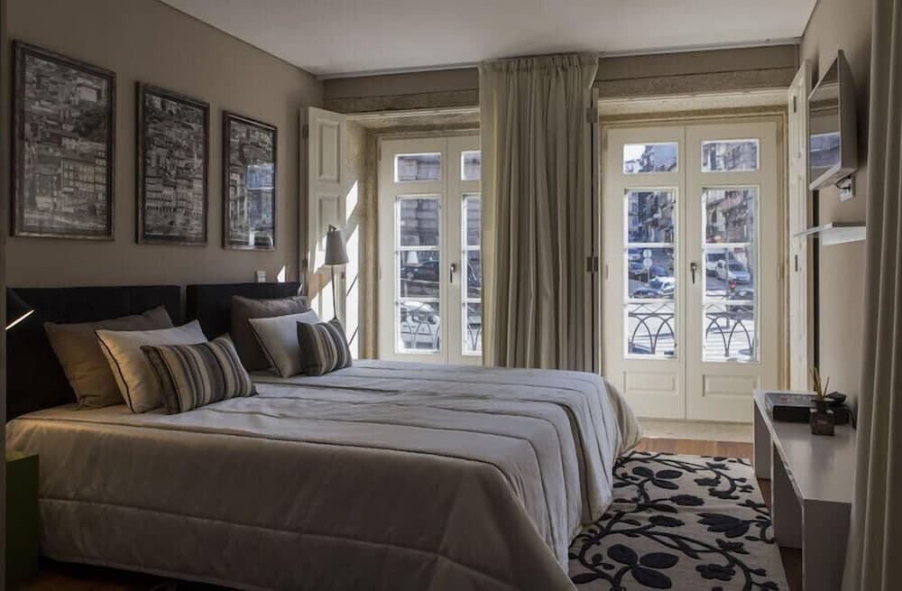 Esquina do Mundo by Una