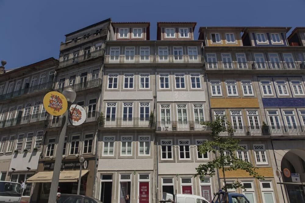 Lóios ao Cubo by Una