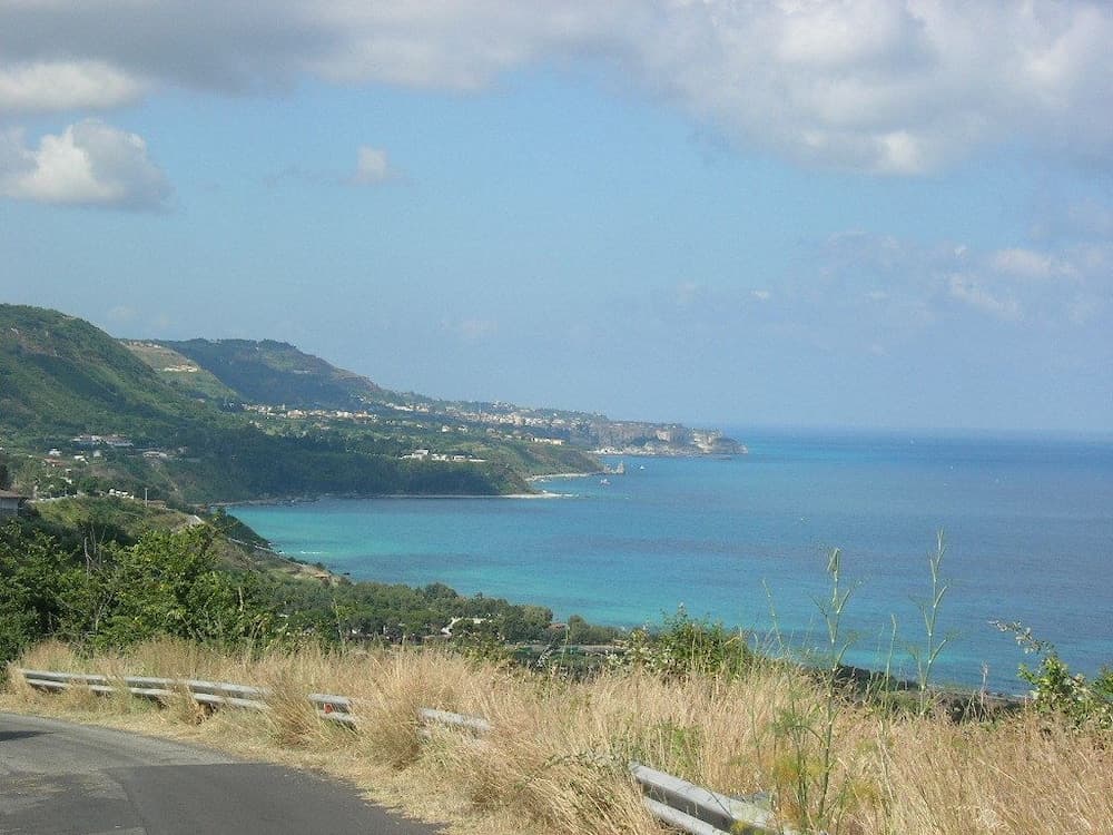 Konaklama yerinden arazi manzarası