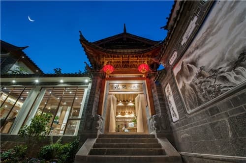 Floral Hotel Lijiang Nameiju