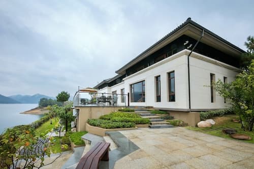 Floral Hotel Qiandaohu Shangju Villa