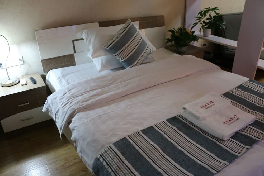 Yilai Service Apartment