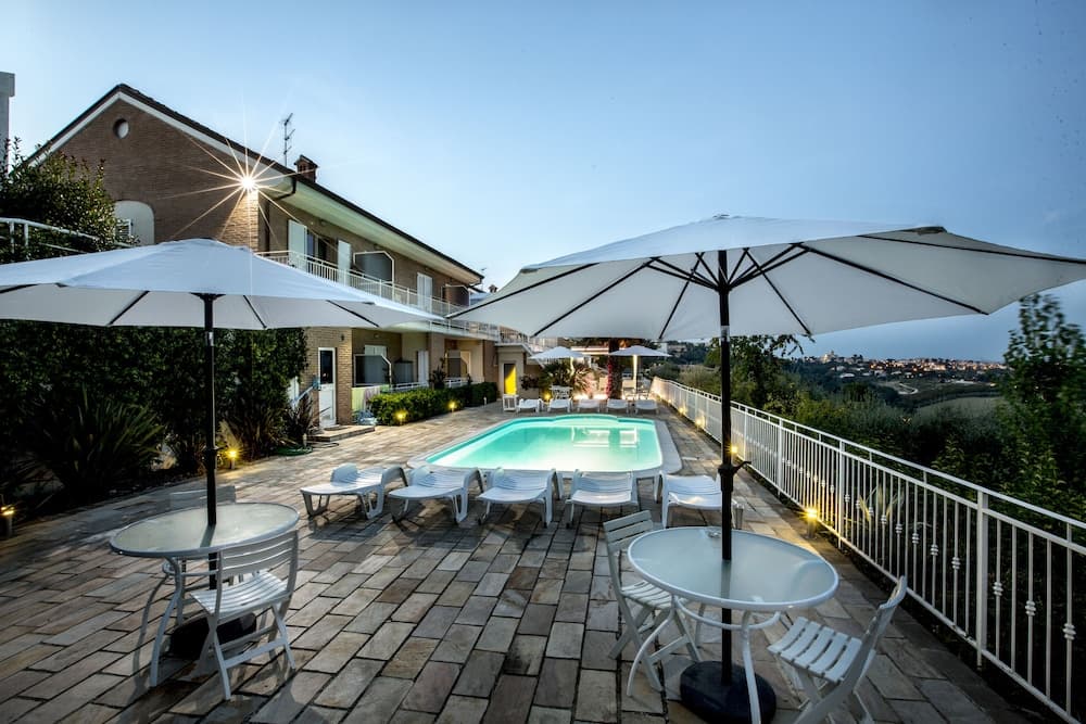 Holiday Residence Belohorizonte