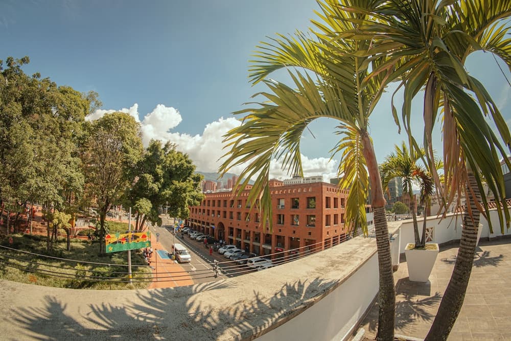 Tik by Bernalo Hotels