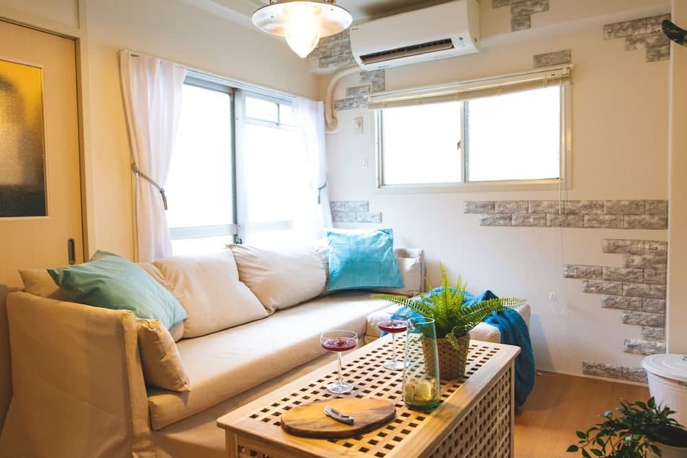 Shinsaibashi Beach House