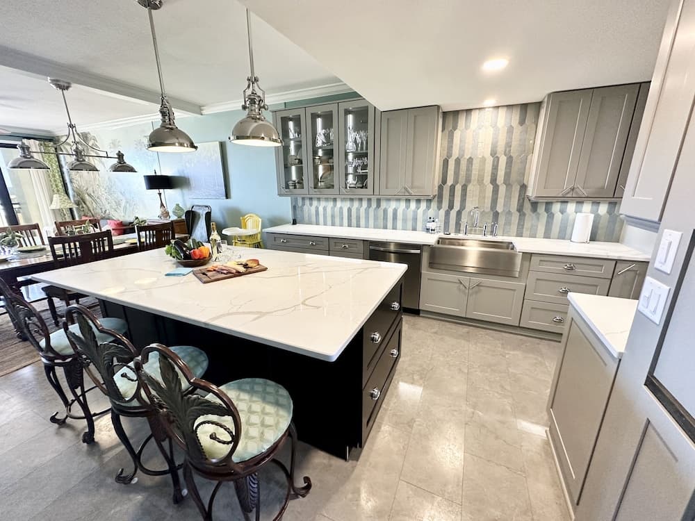 The Palms 3 Bedroom Condo by RedAwning