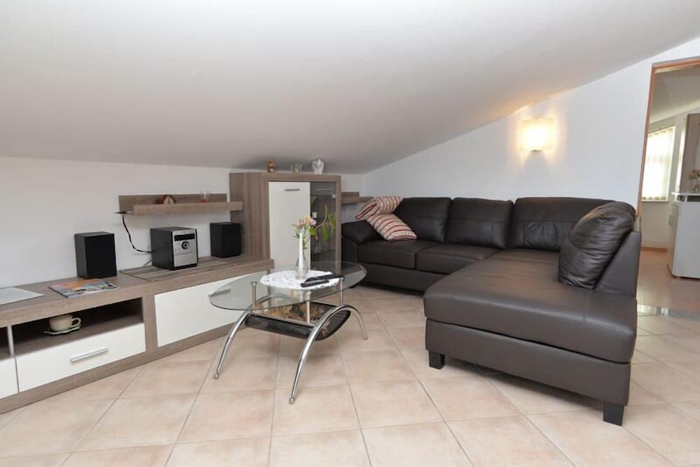 Apartment 696