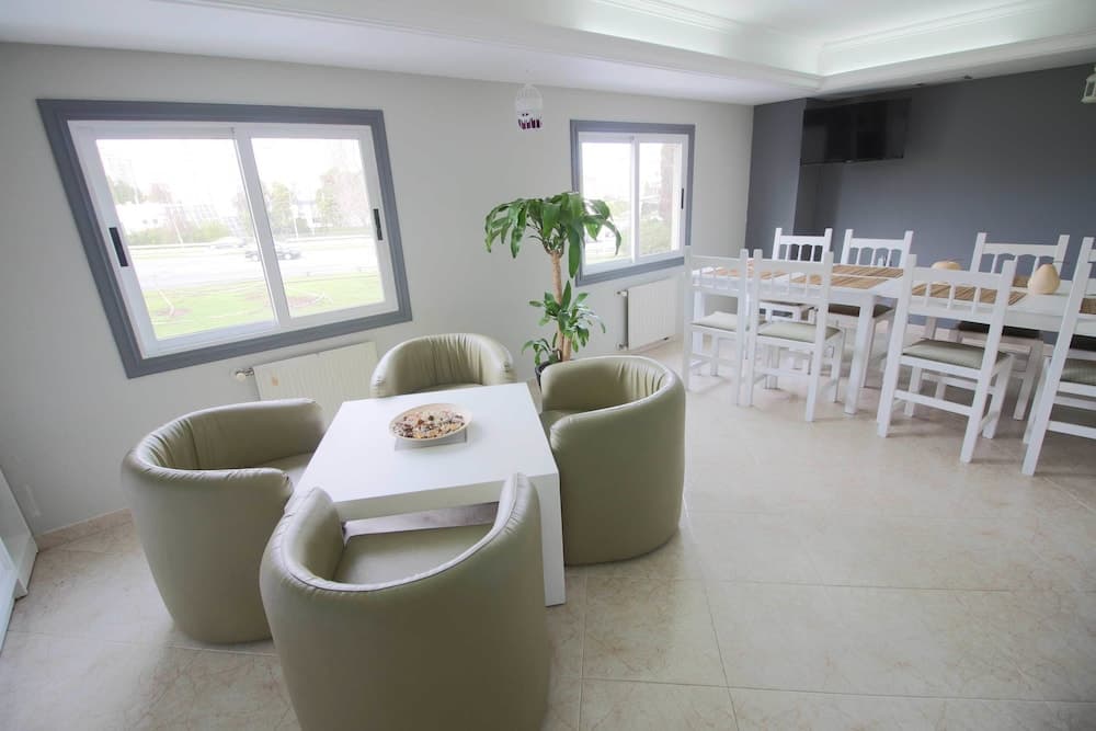 Hostal Alda Puerta Coruña