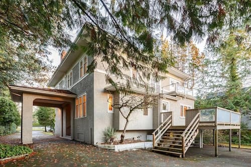 Vancouver Shaughnessy Cozy Heritage House