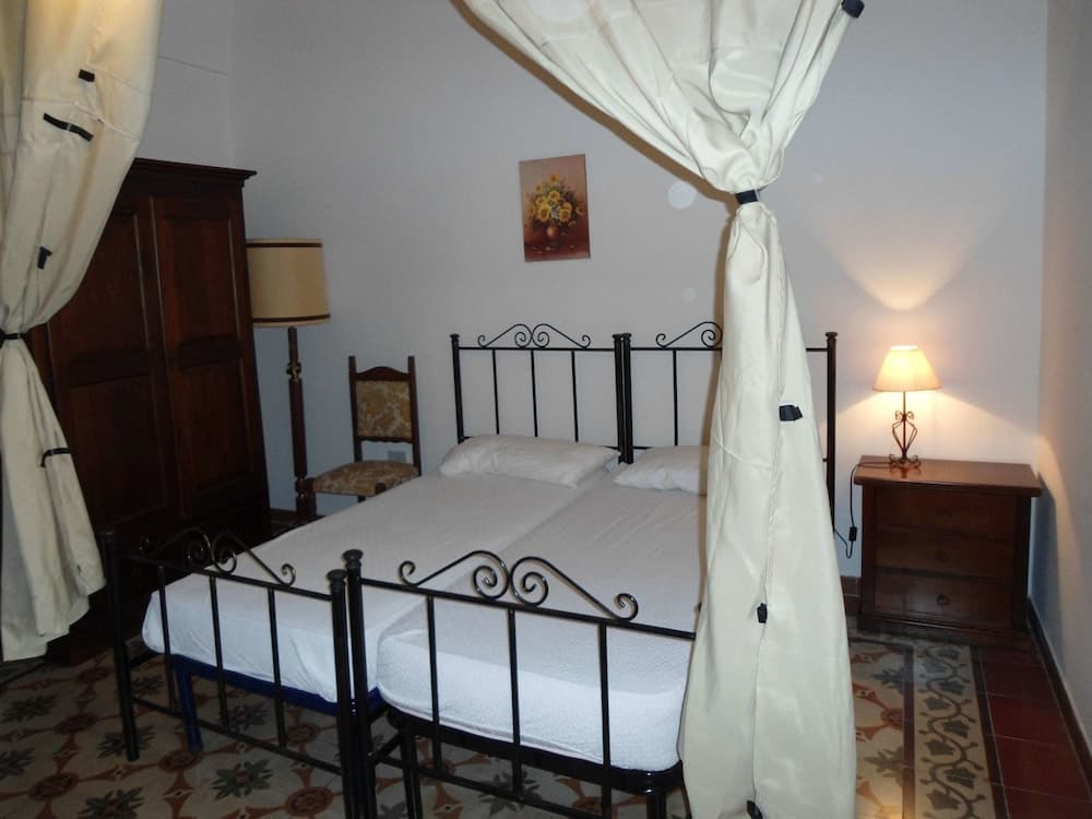 Casa Tipica