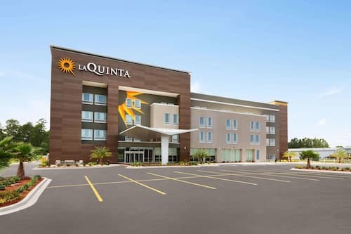 La Quinta Inn & Suites by Wyndham Brunswick/Golden Isles