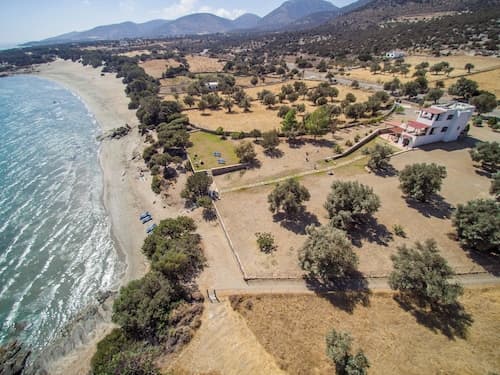 Theonis Villas, 30 meters from the beach