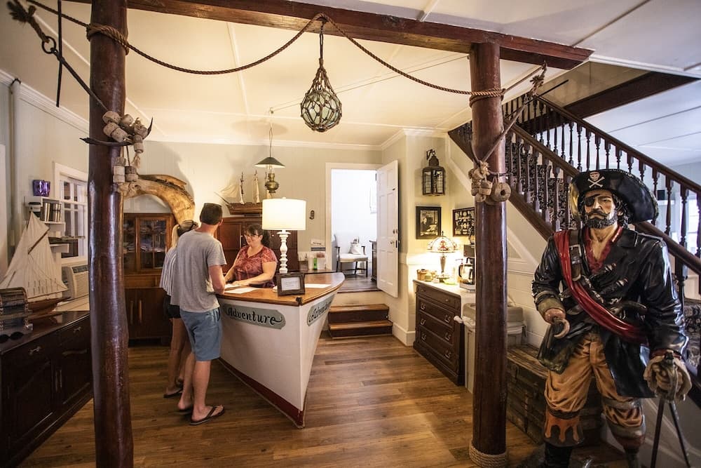 Blackbeard's Lodge