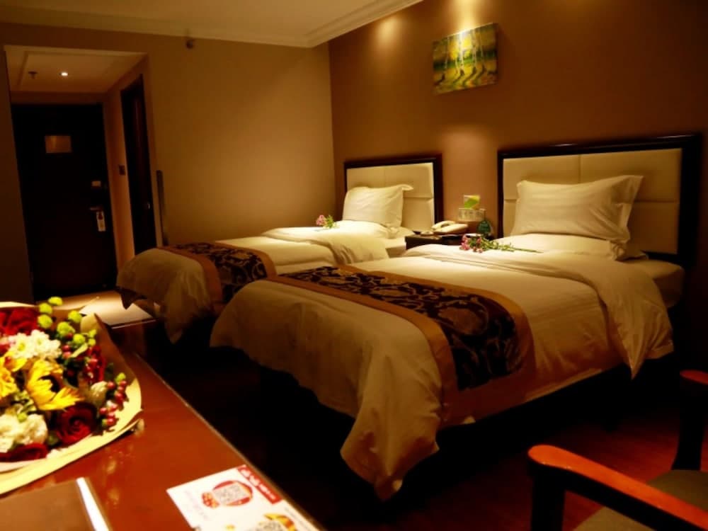 GreenTree Inn Jinan Gaoxin District International Convention Centre Hotel