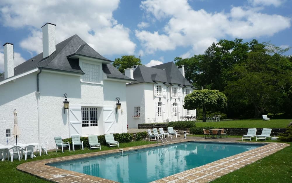 Clos Mirabel Manor B&B
