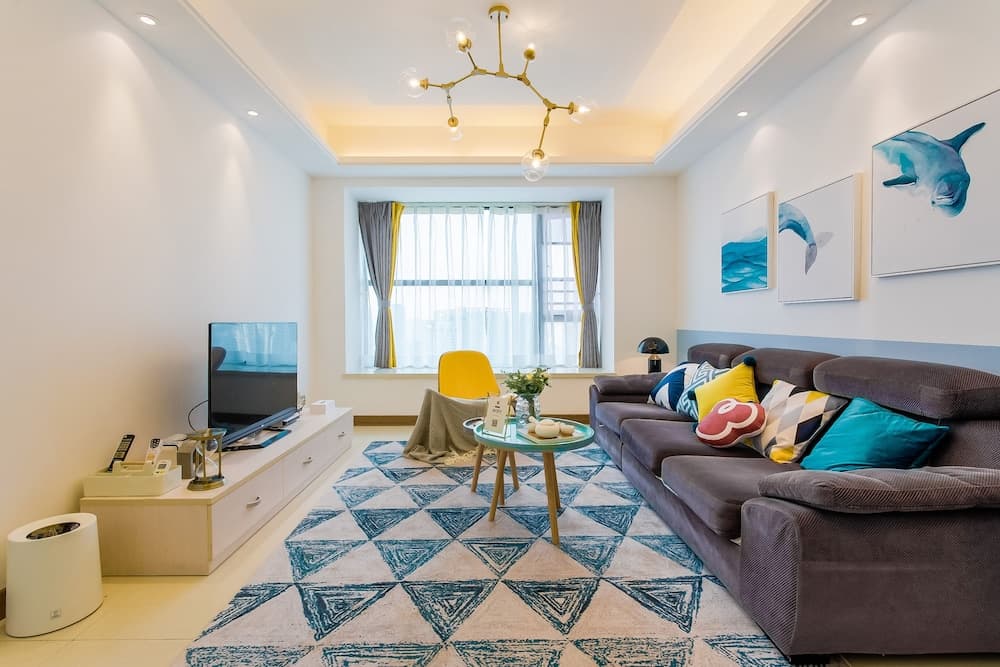 Locals Boutique Apartment Huafa Plaza 17