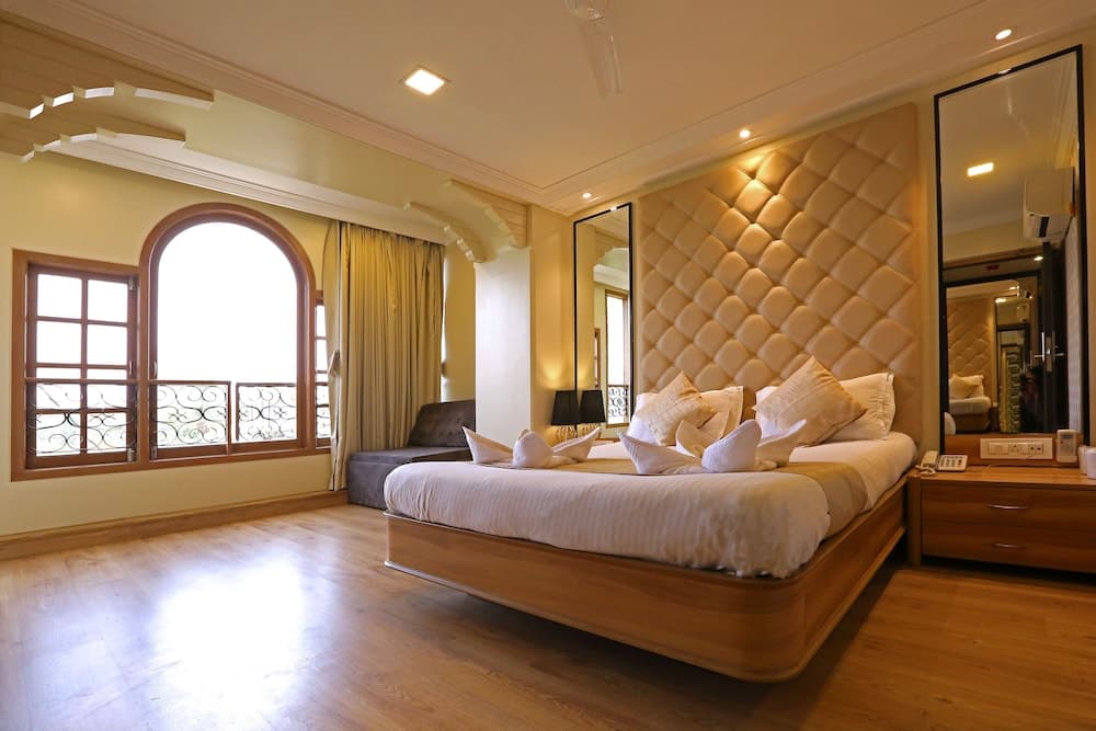 Gulf Hotel Colaba