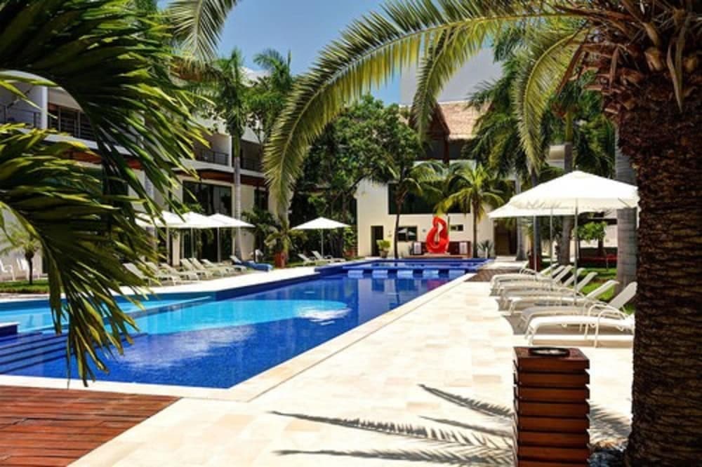 Via 38 PH Fuego by Realty Group