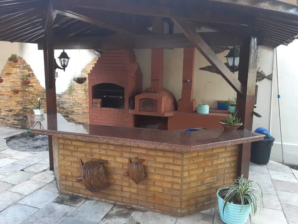 Barbekü/piknik alanı