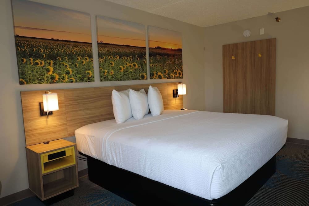 Days Inn by Wyndham Mandan Bismarck Area