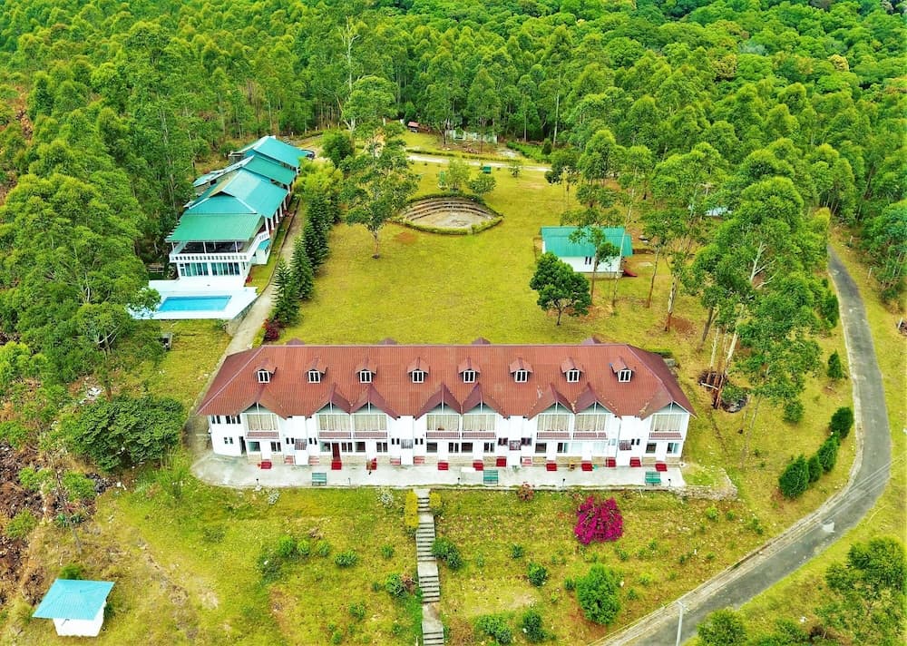 Hillon Resorts