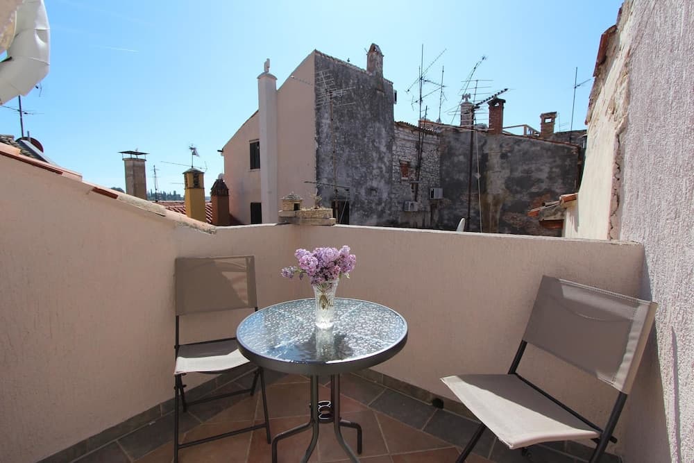 Apartment Midea