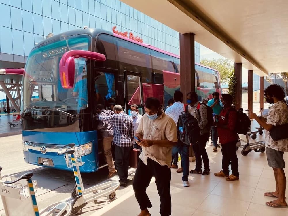 Havaalanı ulaşım servisi