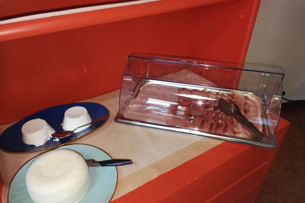 Kahvaltı servisi