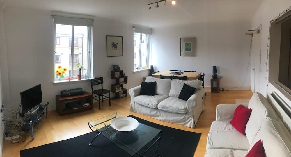 Silver Lining Fountain Bridge Apartment