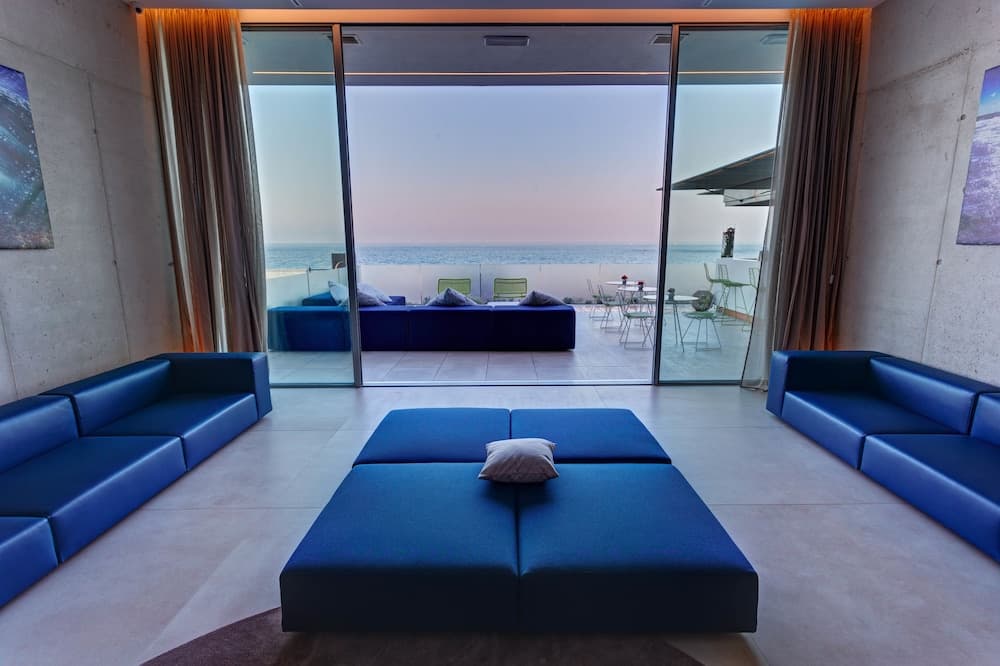 Lobi oturma alanı
