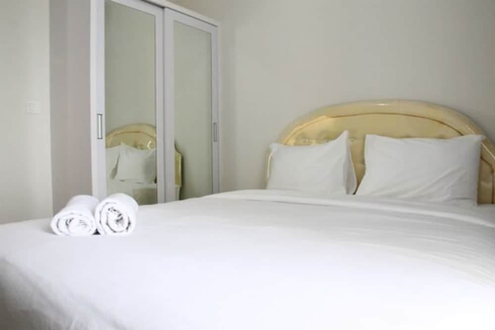 Furnished Studio Apartment @ The Springlake Summarecon