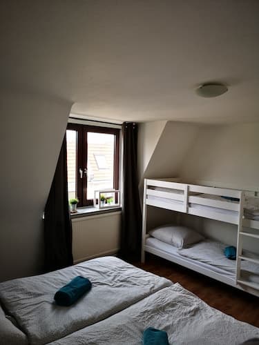 Uhlandstraße 29