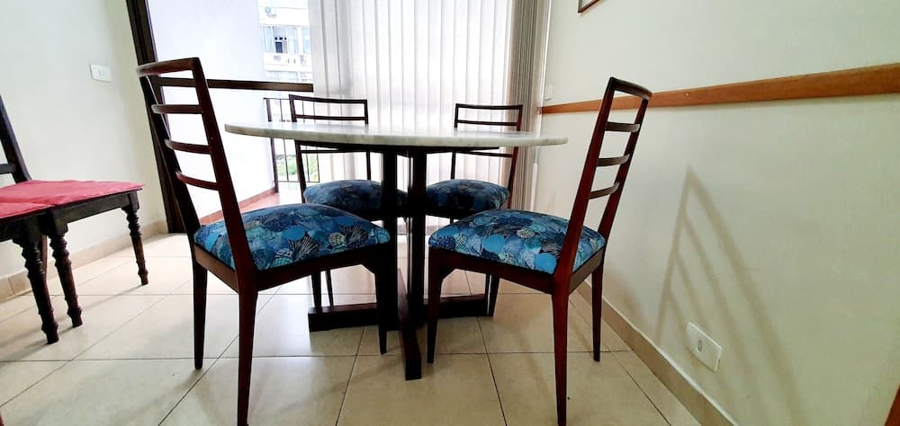 Amplo Imóvel Copa Posto 6 - Piscina