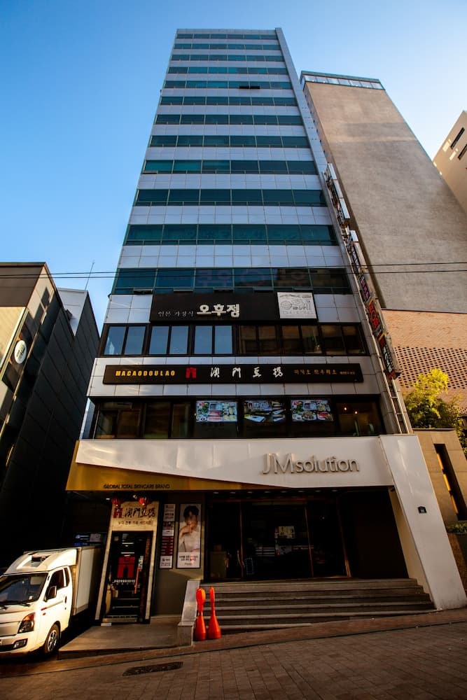 Step Inn Myeongdong 2 - Hostel