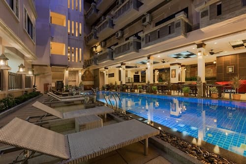 Seeka Boutique Resort - Relaxing Stay - Balcony, Pool & Near Beach