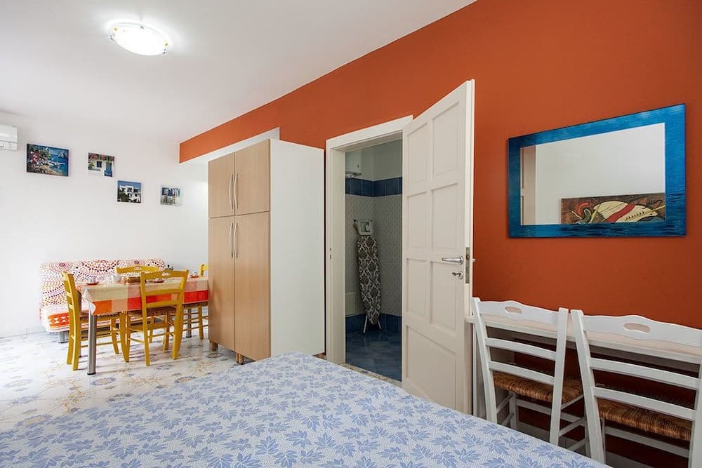 Odada yemek servisi