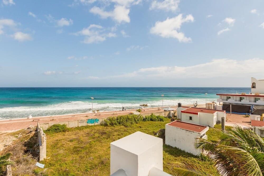 Plaj/okyanus manzarası