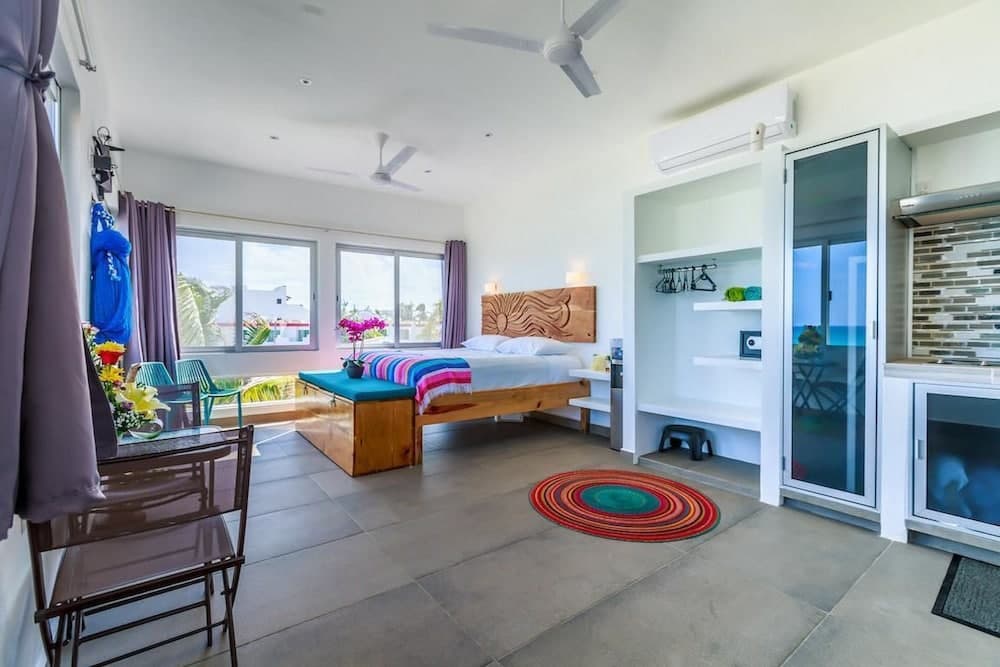 Casitas de Paloma 3rd Floor Studio by Skyrun